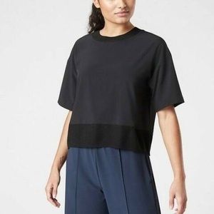 ATHLETA Zephyr Crop Tee Black Lightweight Work Travel Top Size Medium